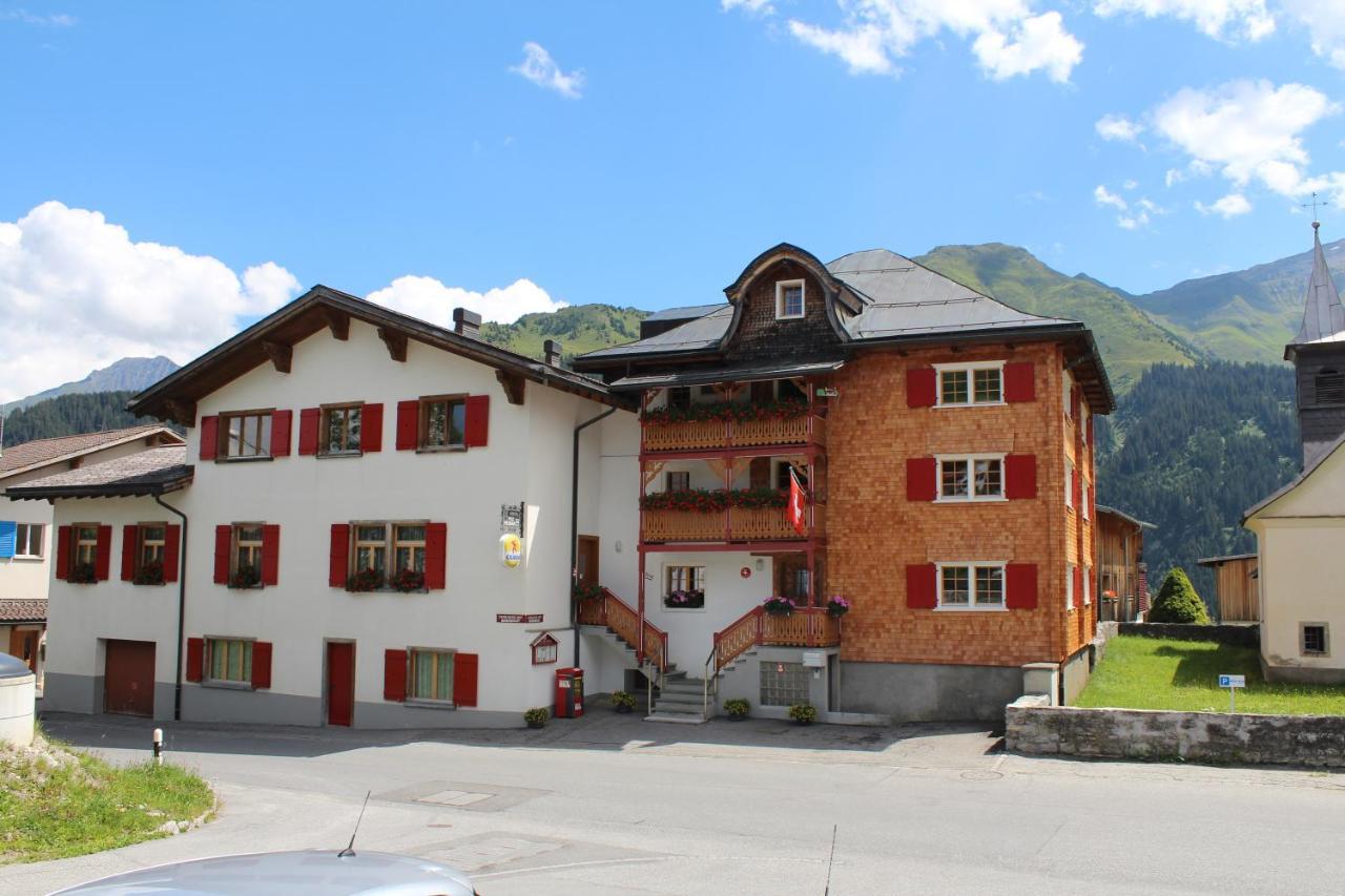 Hotel Pez Regina Lumbrein Екстериор снимка