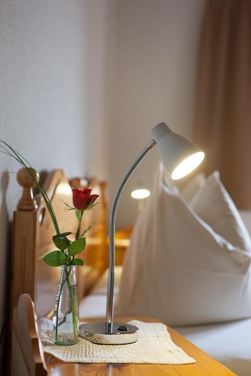Hotel Pez Regina Lumbrein Стая снимка